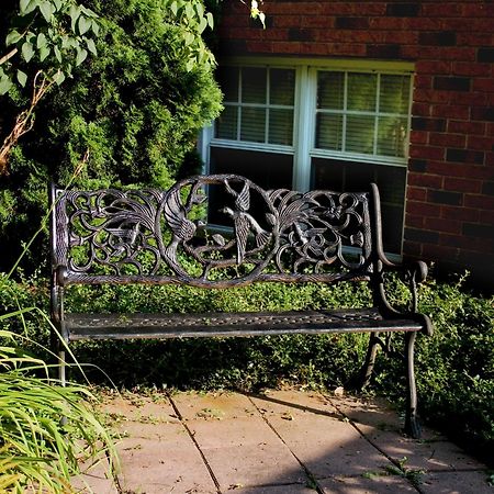 A Li'L Bit Of Eden Bed & Breakfast Niagara-on-the-Lake Dış mekan fotoğraf